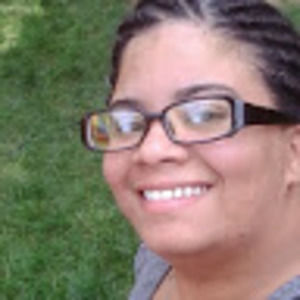 Meet your Posher, Deena